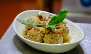 Canederlotti di pane di segale con pancetta e ricotta affumicata - Fiorenzo Varesco - ricette in casa - alpibio