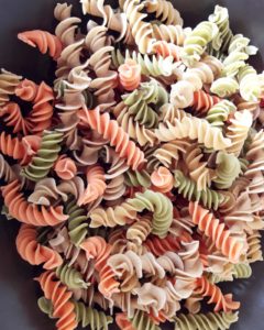 fusilli di legumi italiani ARX con verdurine fresche - le chicche bio ecostube - ricette in casa - AlpiBio