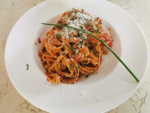 tagliatelle di farro monococco integrale al pomodoro