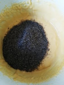 Torta ai semi di papavero - coghi del trentino - ricette in casa - alpibio